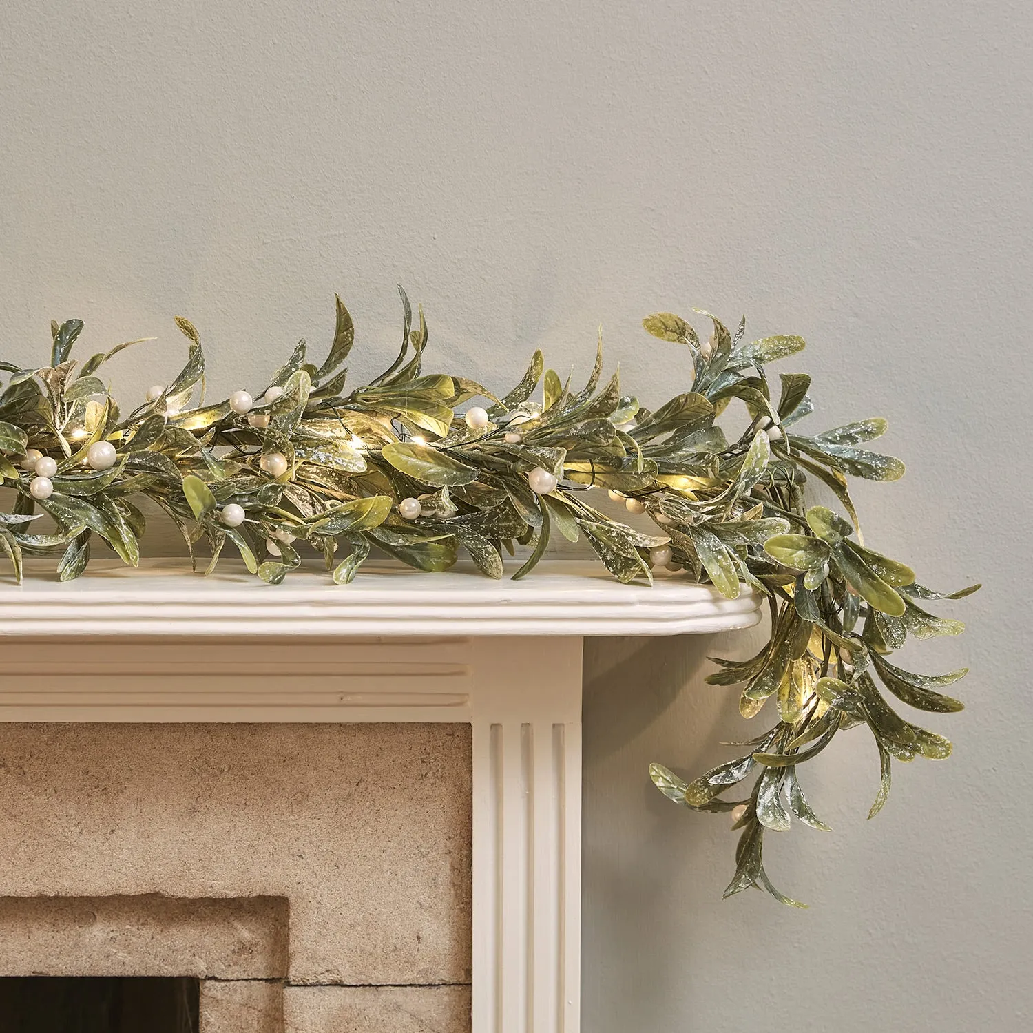 2m Pre Lit Oversized Mistletoe Christmas Garland