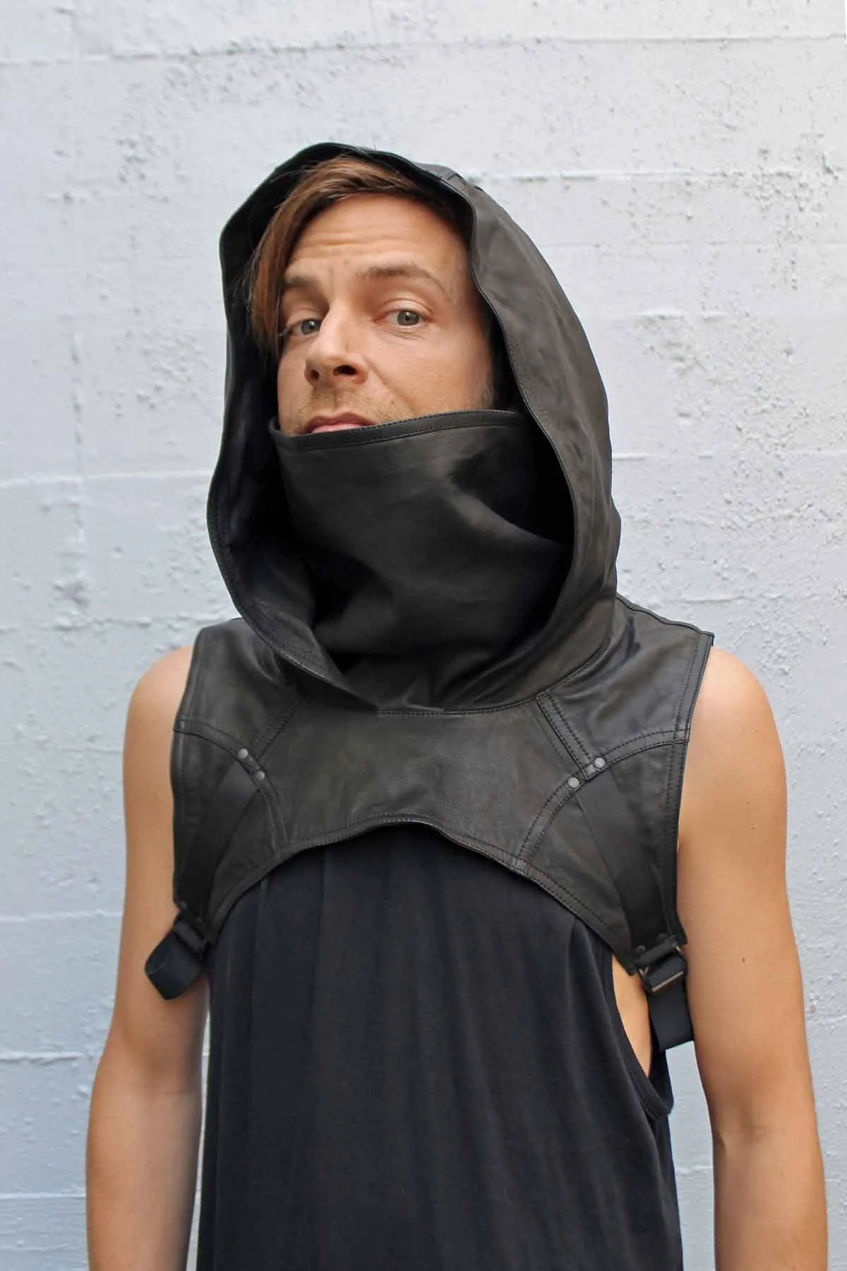 5D x Crisiswear Wasteland Hood - Leather