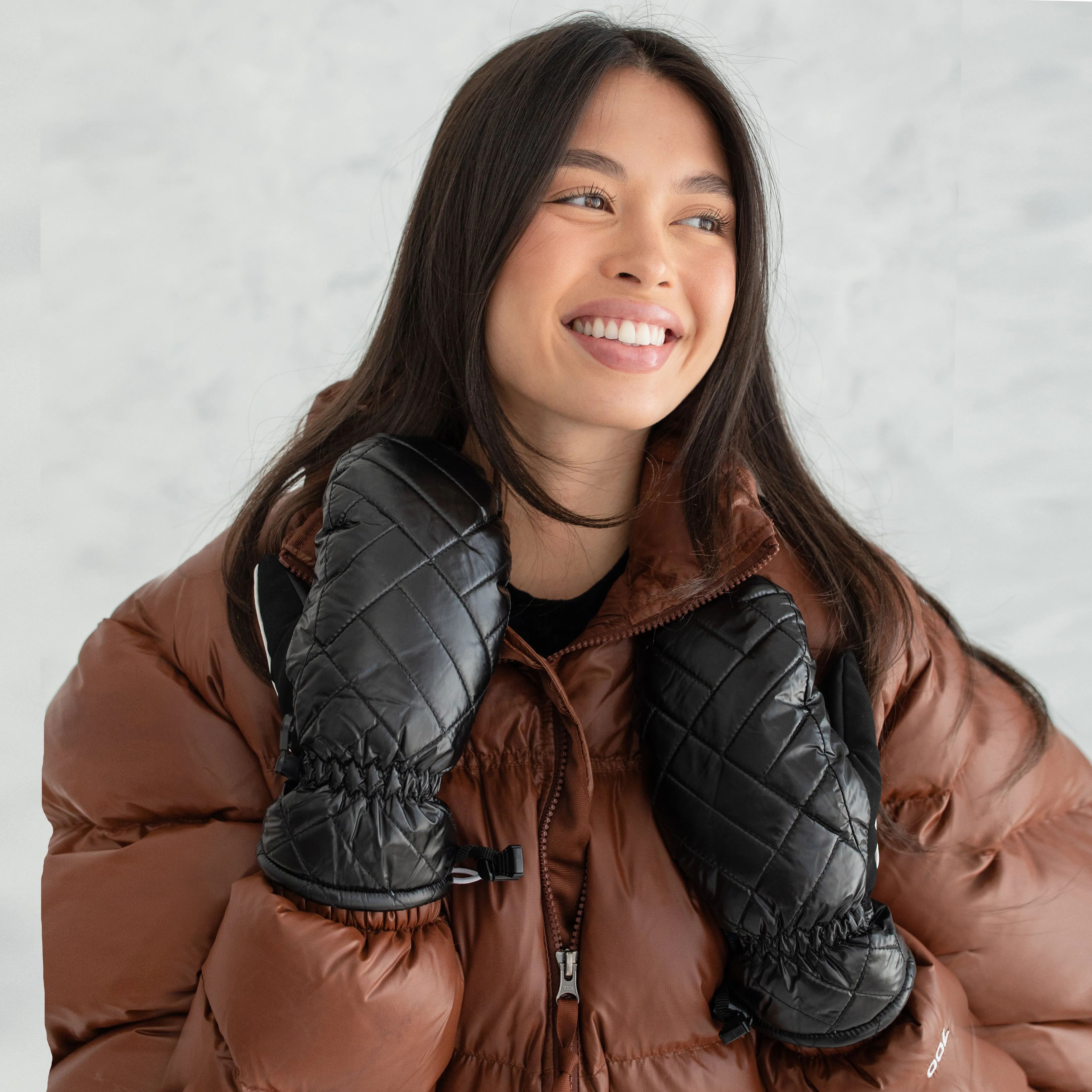 Women's Black Gloss Mittens