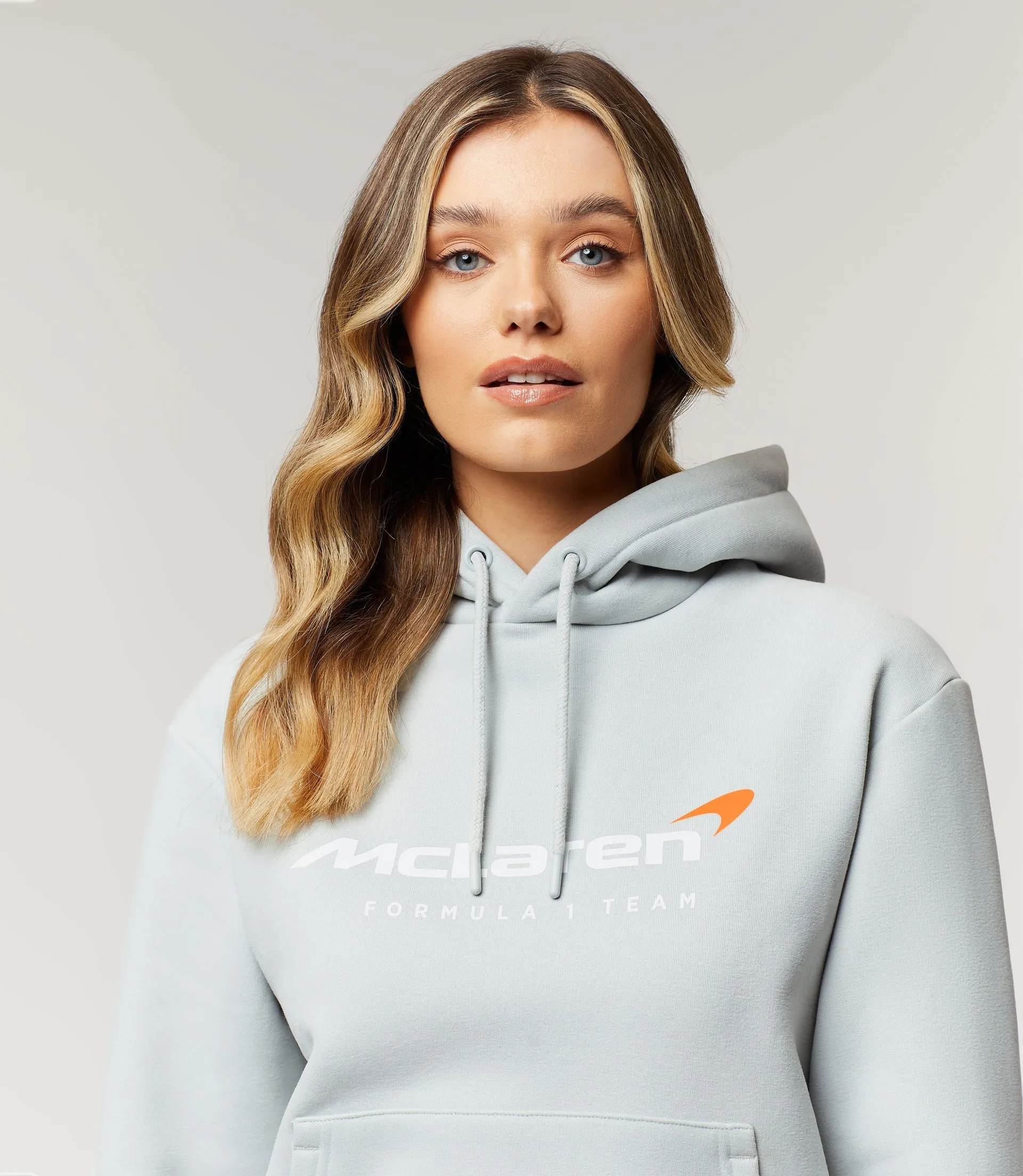 WOMENS TEAM CORE ESSENTIALS HOODIE - Grey